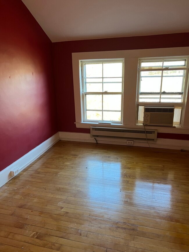 bedroom - 148 Fitchburg Tpke