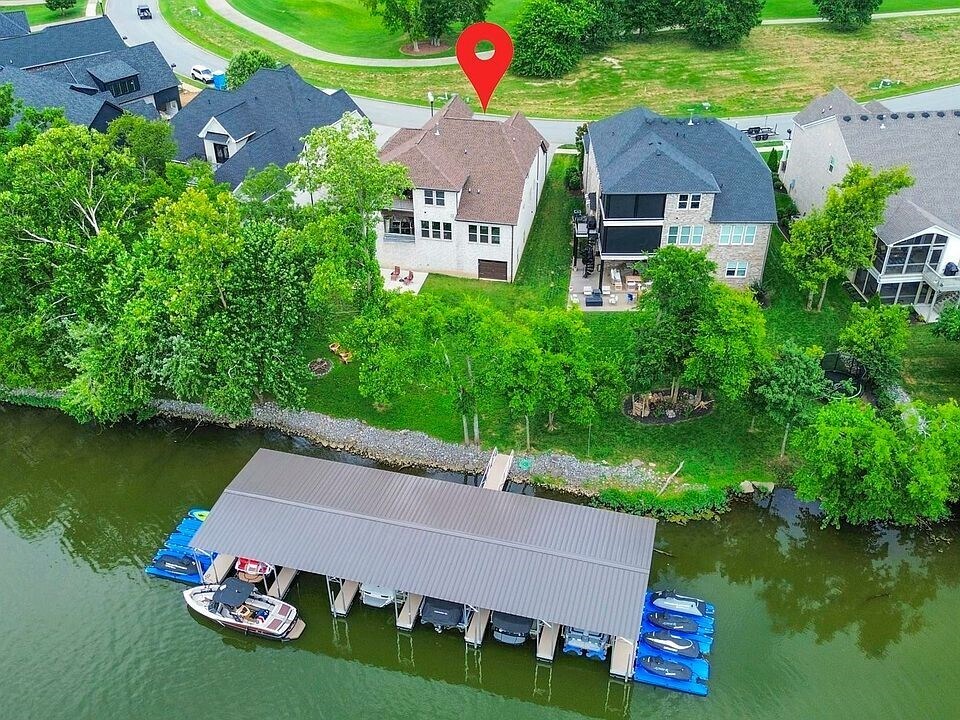 Photo - 2024 Albatross Way (Gallatin, TN)