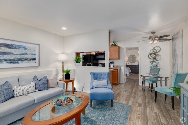 1BR, 1BA - 554SF - Living Room/Kitchen - Cimarron Apartments