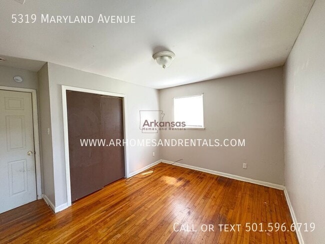 Building Photo - 5319 Maryland Ave