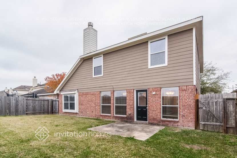 Foto del edificio - 16942 Hampton Glen Ct