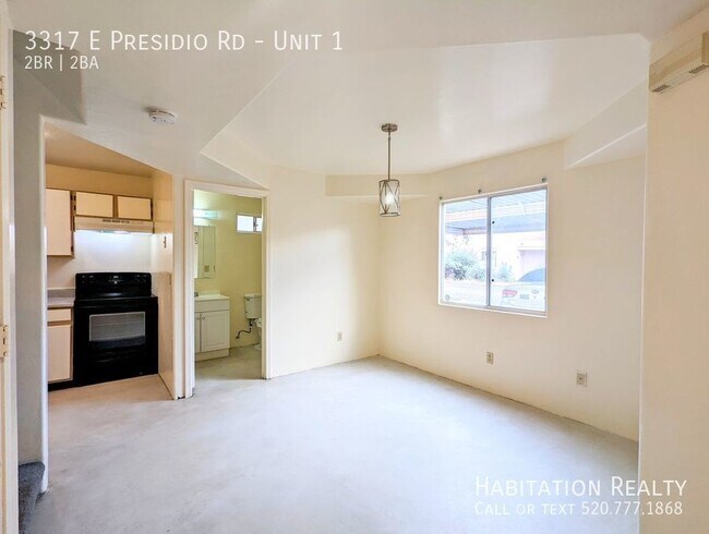 Building Photo - Santa Fe Style 2Bed/2Bath, in St Francis C...