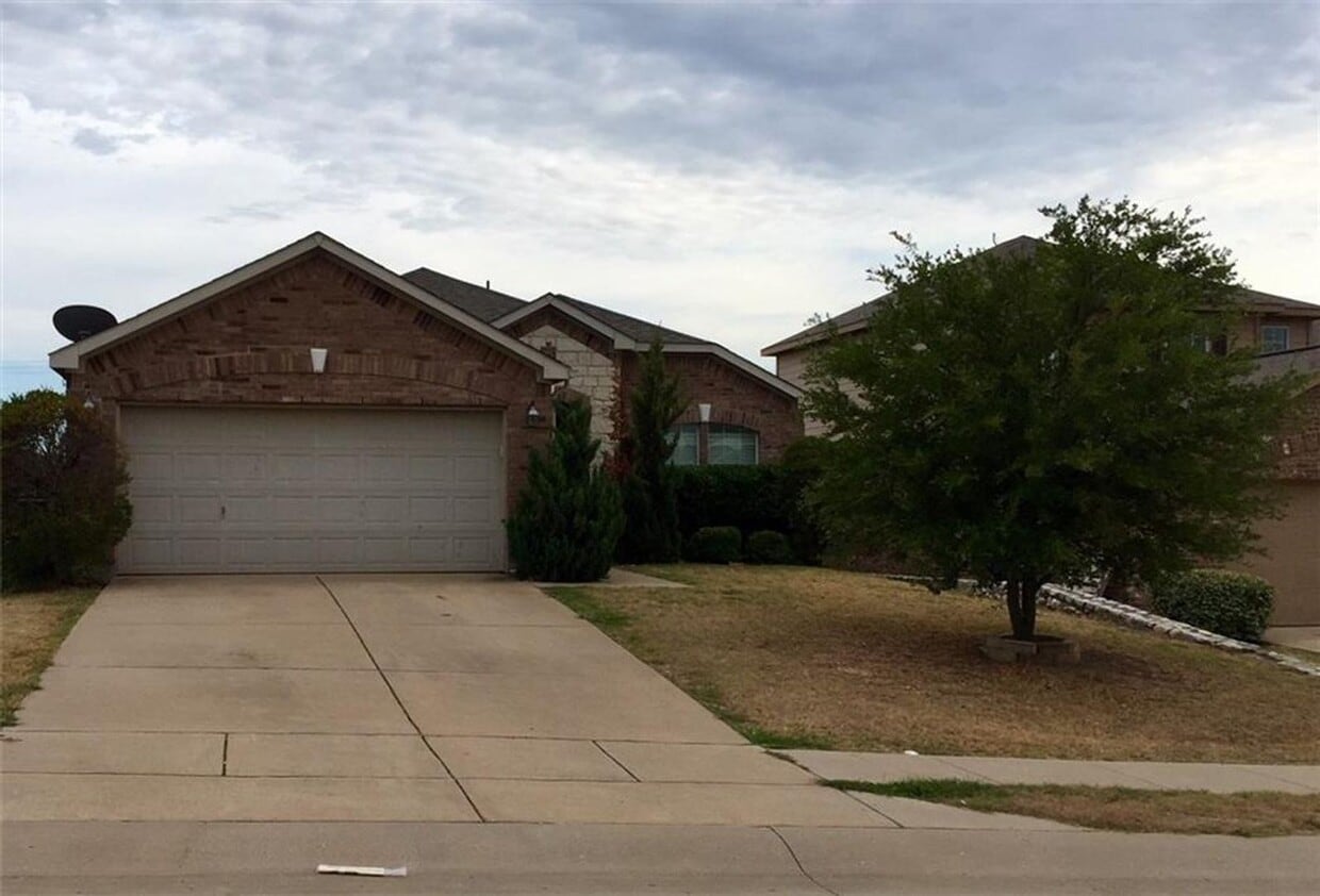 Foto principal - Charming 3 bed 2 bath in Anna TX