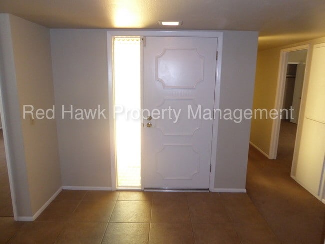 Building Photo - 1500 N Markdale