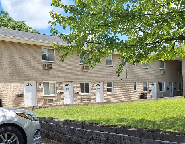 Building Photo - Medford Apartments