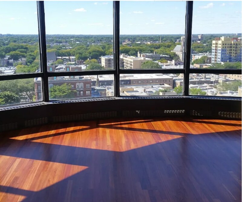 Foto principal - 5415 N Sheridan Rd