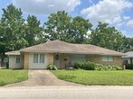 Foto principal - 2114 Hewitt Dr