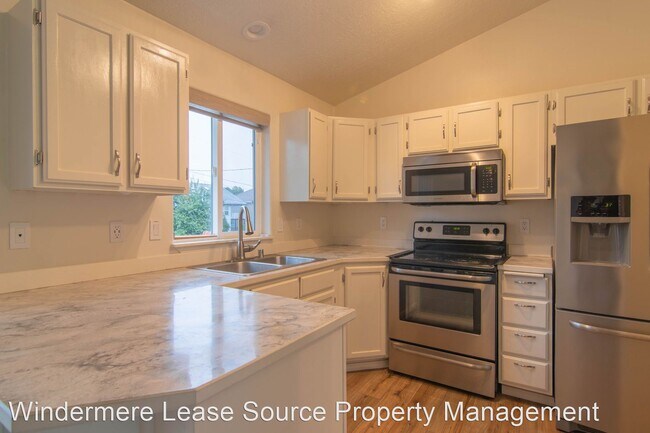 Foto del edificio - 4 br, 2 bath House - 4231 E 28th Ave.