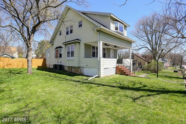 Building Photo - 2804 Louisiana Ave