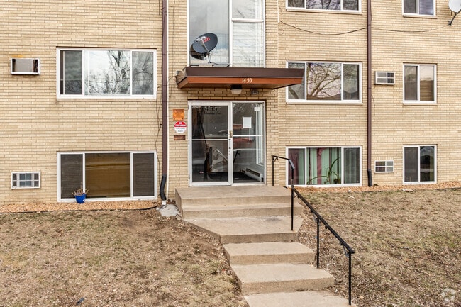 Building Photo - Minnehaha Apartments Building Photo - Minnehaha Apartments
