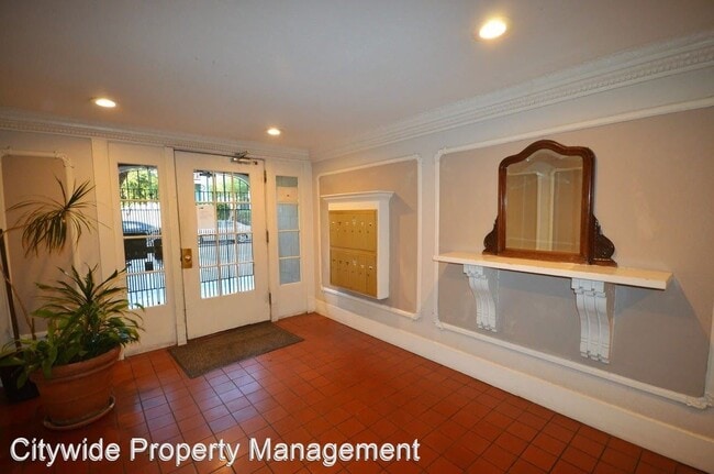 Building Photo - 1775 O'Farrell St