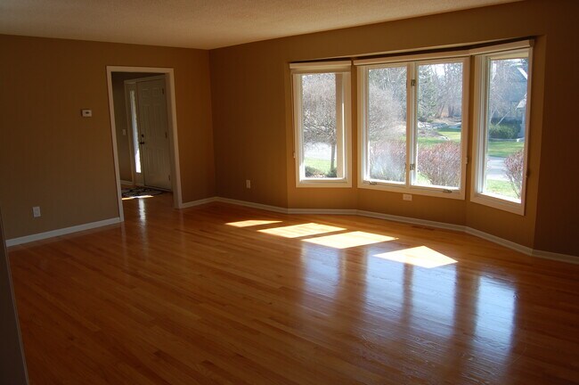 Foto del edificio - 7400 Coventry Way