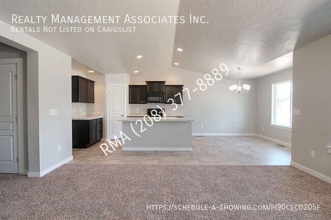 Foto del edificio - 5040 N Elmstone Ave