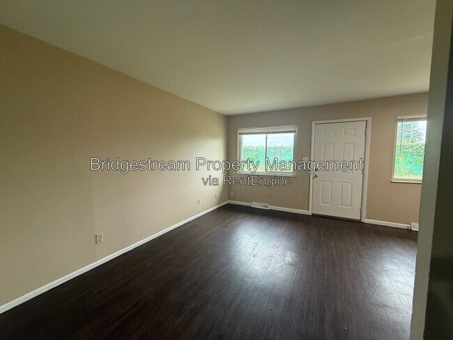 Foto del edificio - 1617 Barling Ave