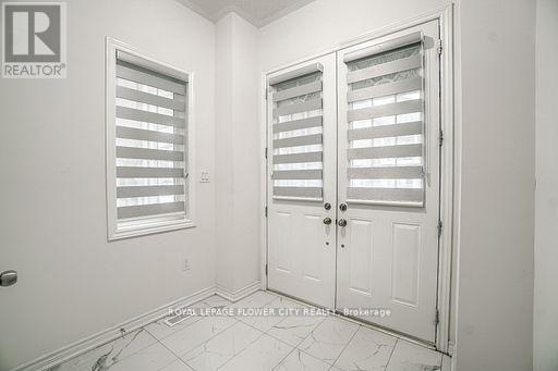 Photo du bâtiment - 37 Hashmi Pl