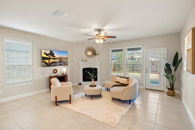 Building Photo - 10813 Culberson Dr