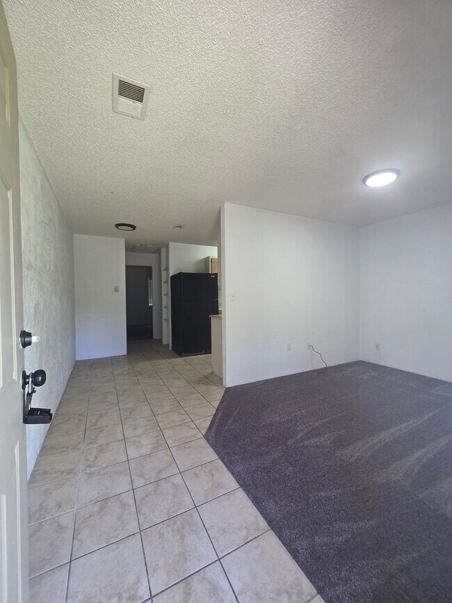 Foto del edificio - 1 Bedroom 1 Bath ** LIMITED TIME SPECIAL **