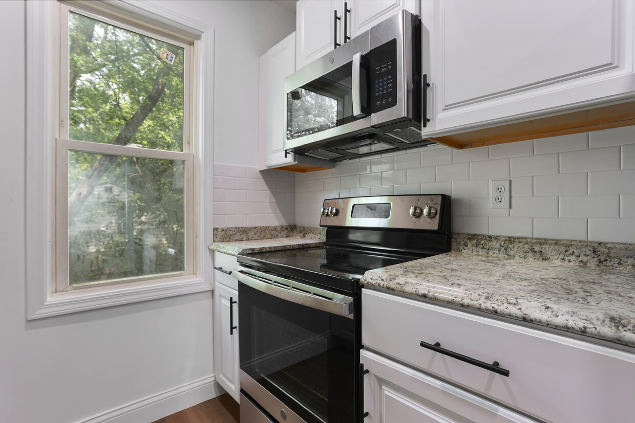Primary Photo - 2300 N 9th St