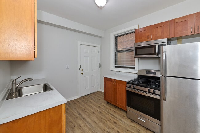 Foto del edificio - 5461 S Everett Ave