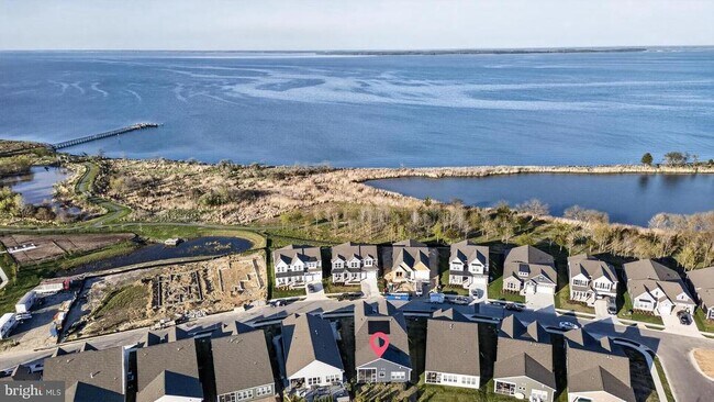 Foto del edificio - 215 Kingfisher Ln