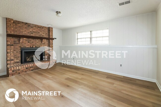 Foto del edificio - 404 SW Redwood Dr