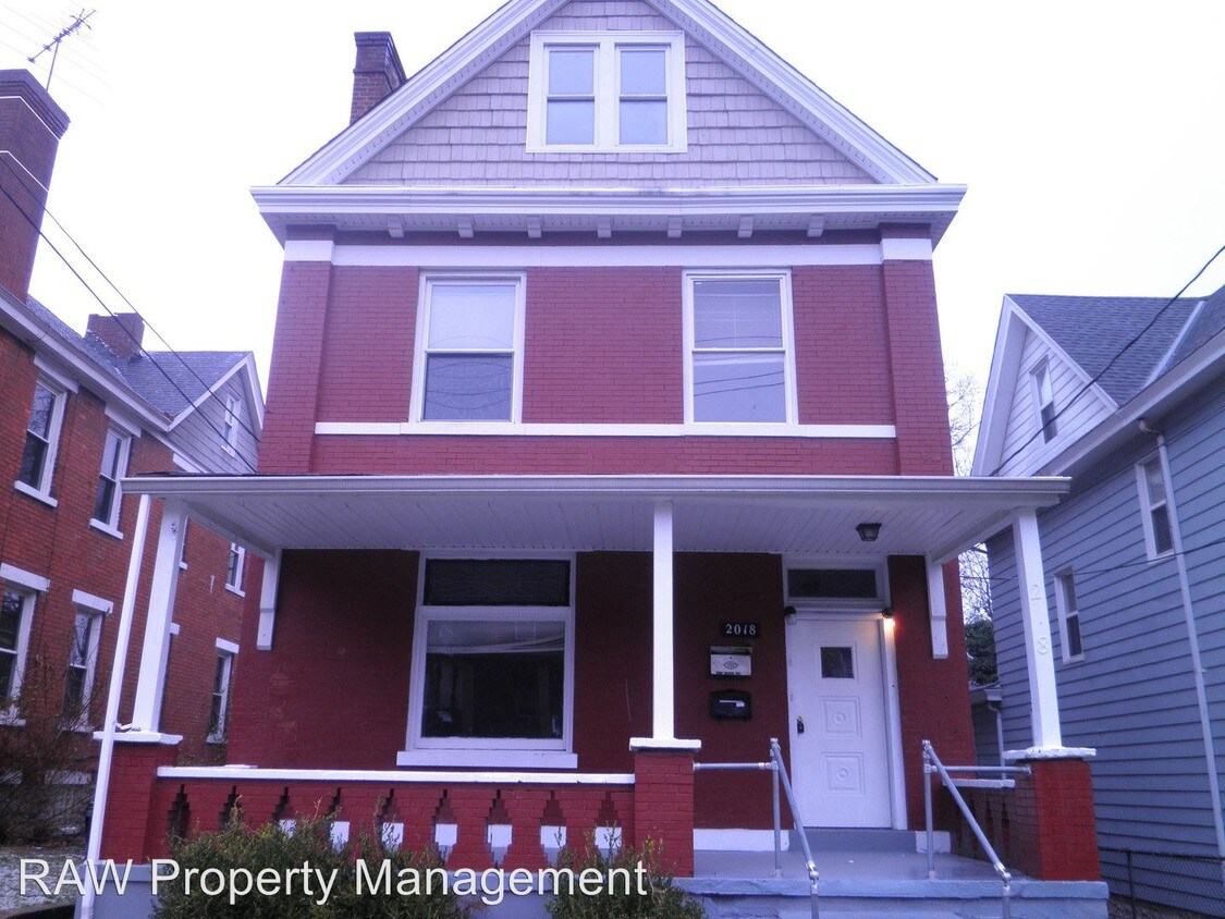 Primary Photo - 2018 Burnet Ave