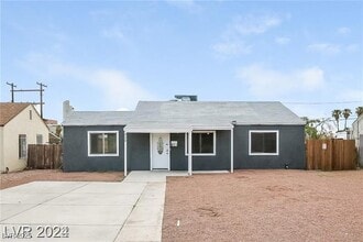 Building Photo - 812 Biltmore Dr