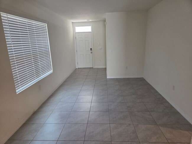 Photo - 3 bedroom 2 bathroom HOUSE available now!