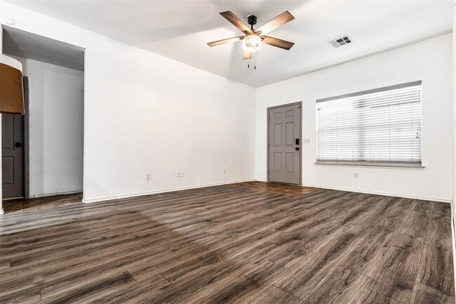 Building Photo - 4501 Wagner Lake Dr