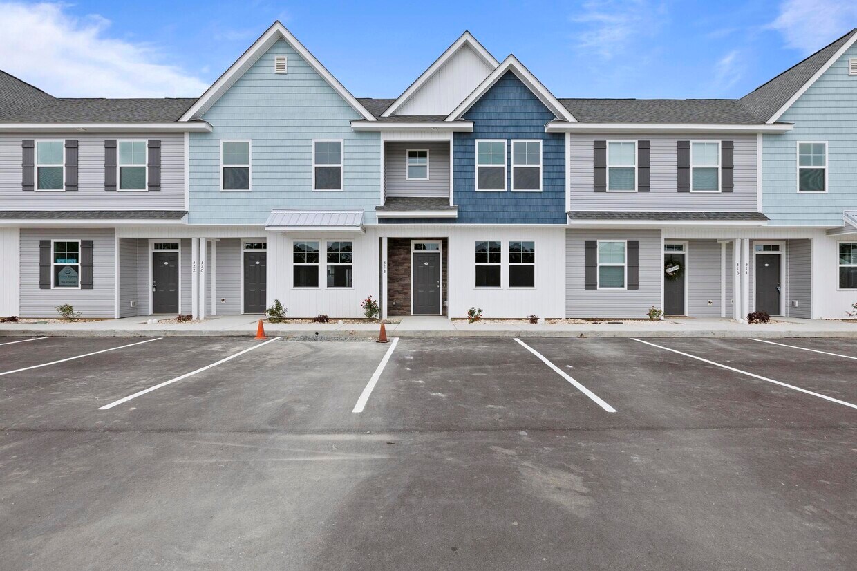 Primary Photo - 318 Starfish Ln