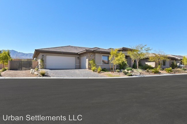 Building Photo - 4 br, 3.5 bath House - 6049 Skyline Point Dr