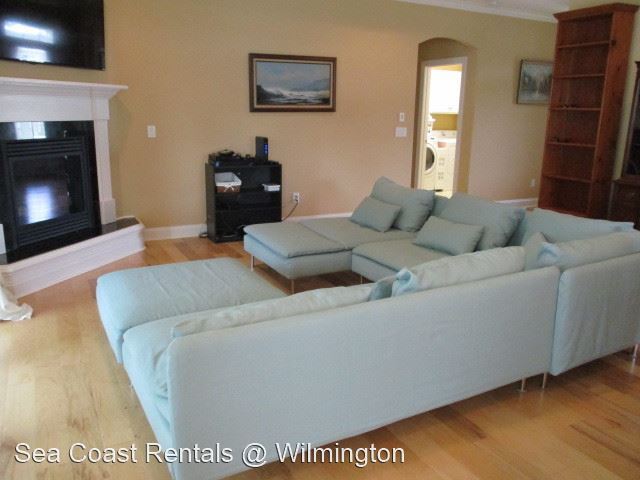 Foto del edificio - 1421 Sparkling Rock Ct