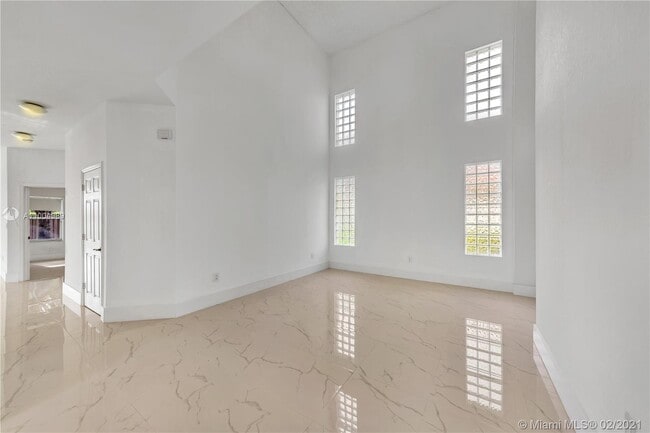 Building Photo - 4164 Sapphire Ter