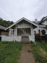 Building Photo - 4026 Agnes Ave