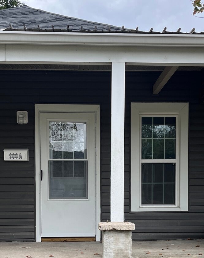 ¡Bienvenido a casa! - 900 Elm St