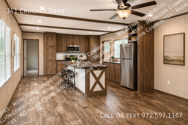 Building Photo - 341 Crocker Dr