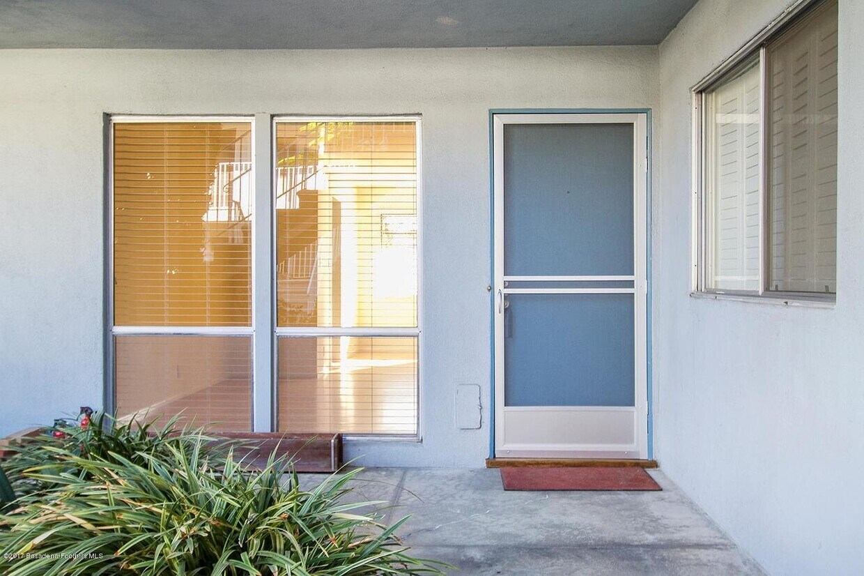 Foto principal - 1801 Fair Oaks Ave