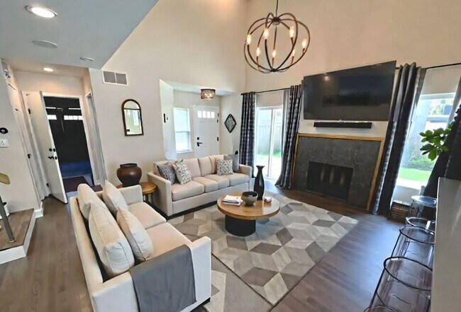 Foto del edificio - 3741 Rutherford Ct