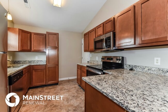 Building Photo - 1942 Mare Ave