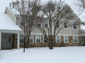 Building Photo - 20 Ashburn Ct