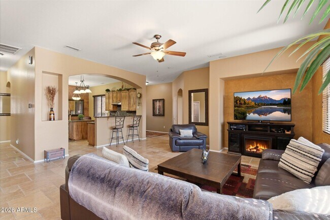 Foto del edificio - 4821 E Kirkland Rd