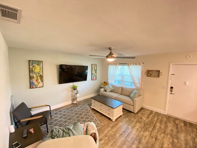 Foto del edificio - 4050 4th St N