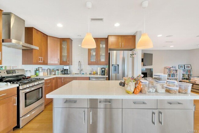 Foto del edificio - 15126 Rayneta Dr