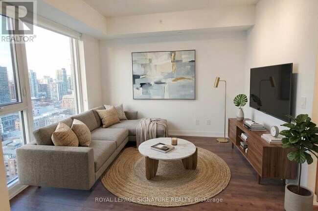 Photo du bâtiment - 30 Samuel Wood Wy