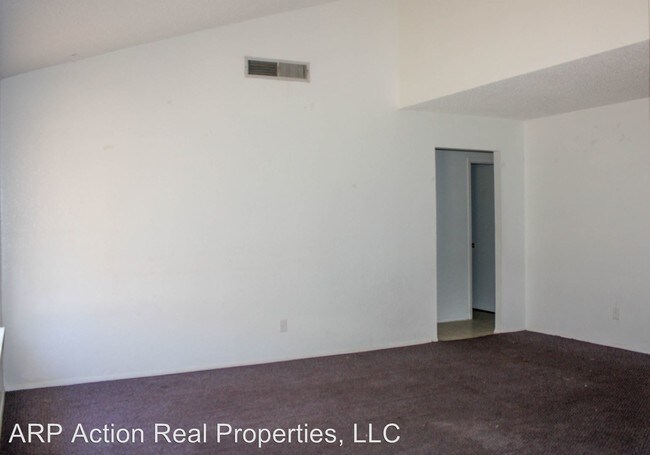 Foto del edificio - 3 br, 2 bath House - 10704 QUARTZ ST