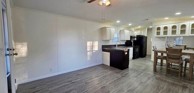 Foto del edificio - 125 N Patrick St