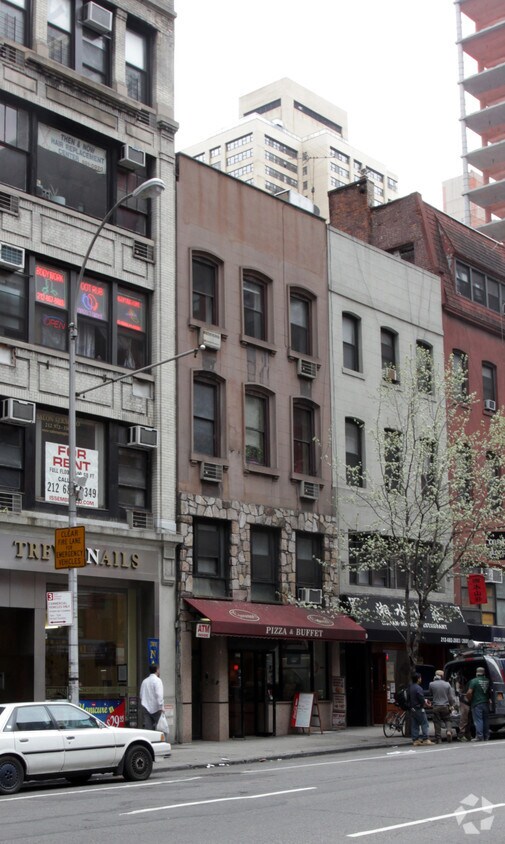 Primary Photo - 341 Lexington Ave