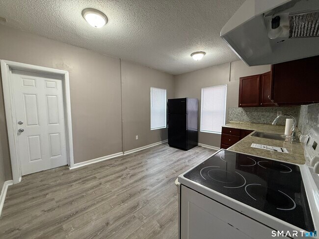 Foto del edificio - 5 Winter St