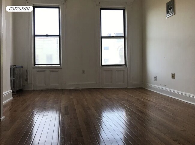 Building Photo - 1502 Dekalb Ave