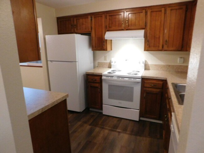 Foto del edificio - 3Bd/2Ba Single Story Home - For viewing!
